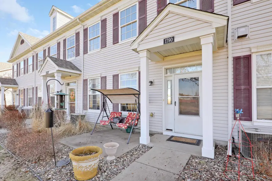 1790 Colonial Street, Shakopee, MN 55379 - #2