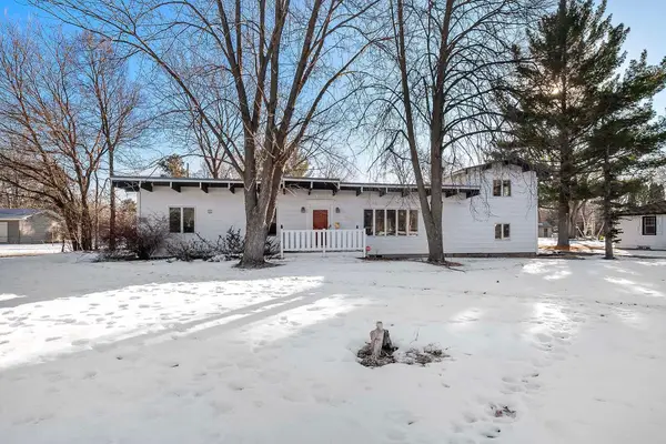 7836 W River Road, Minneapolis, MN 55444