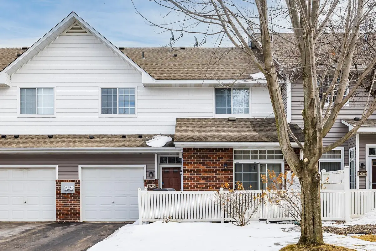 17975 Cobblestone Way, Eden Prairie, MN 55347 - #1