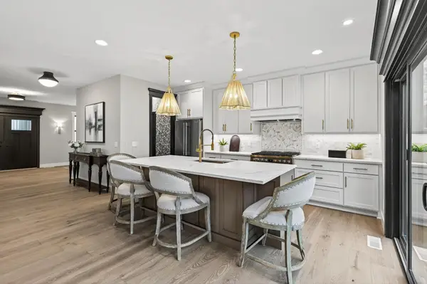 5319 Glenwood Avenue, Minneapolis, MN 55422