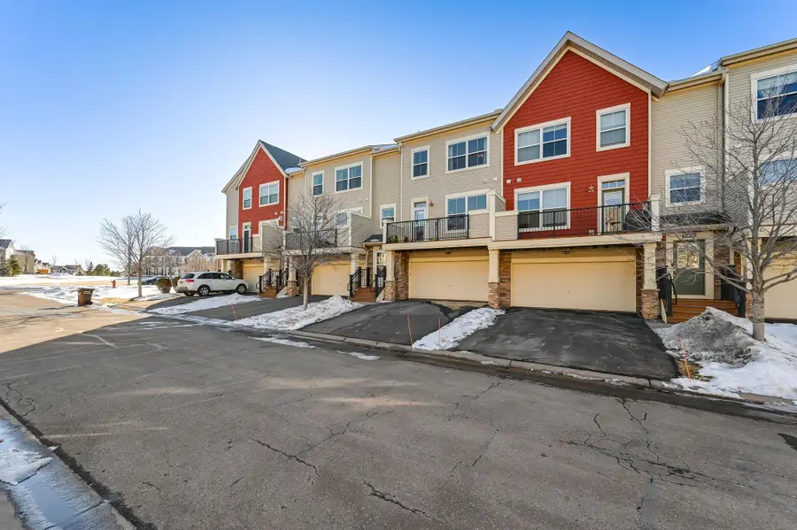 11668 84th Avenue N #303, Osseo, MN 55369 - #3