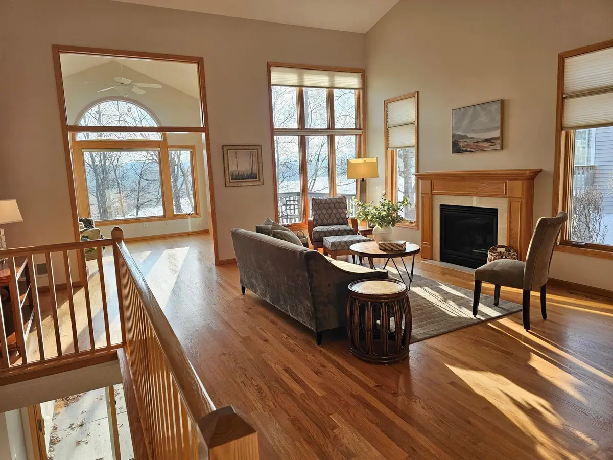 4660 Weston Woods Way, Saint Paul, MN 55127 - #1