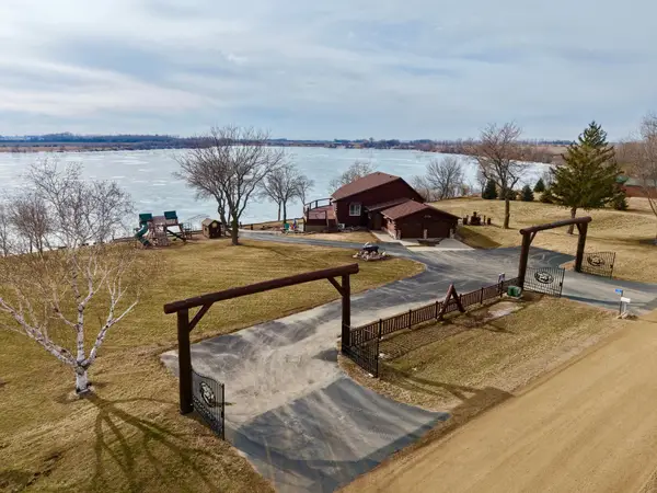 11 Lime Lake Drive, Avoca, MN 56114