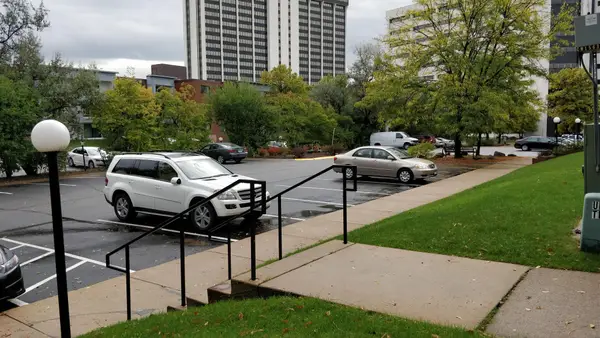 450 Ford Road #125, Saint Louis Park, MN 55426