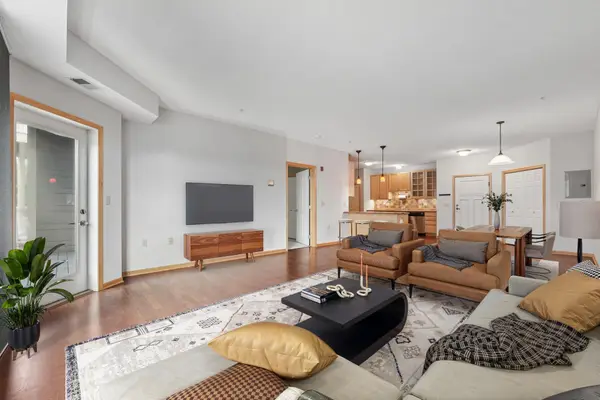 2530 E 34th Street #213, Minneapolis, MN 55406