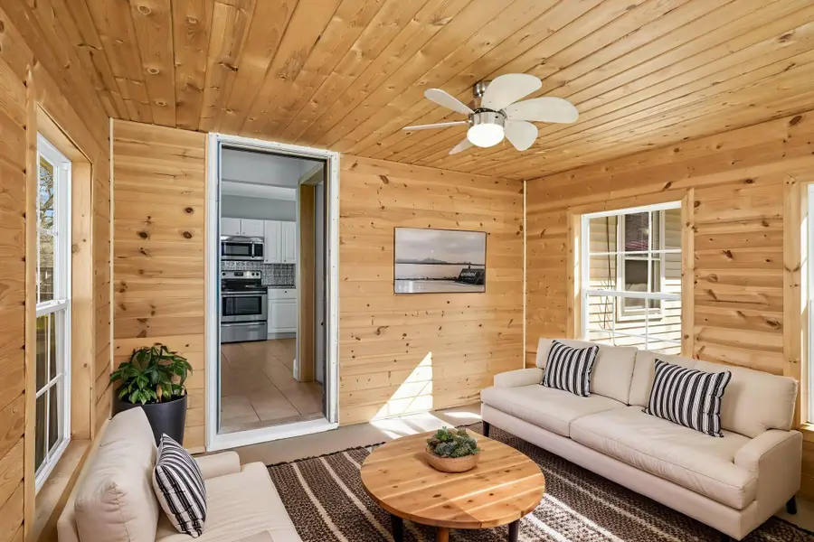 1099 Kingsford Street, Saint Paul, MN 55106 - #3