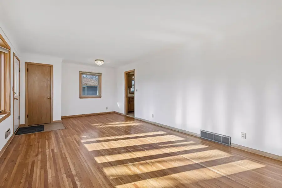 8308 Emerson Avenue S, Minneapolis, MN 55420 - #3