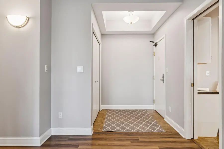 1201 Yale Place #608, Minneapolis, MN 55403 - #2