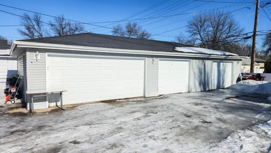 1334 17th Street S, Fargo, ND 58103 - Image #2