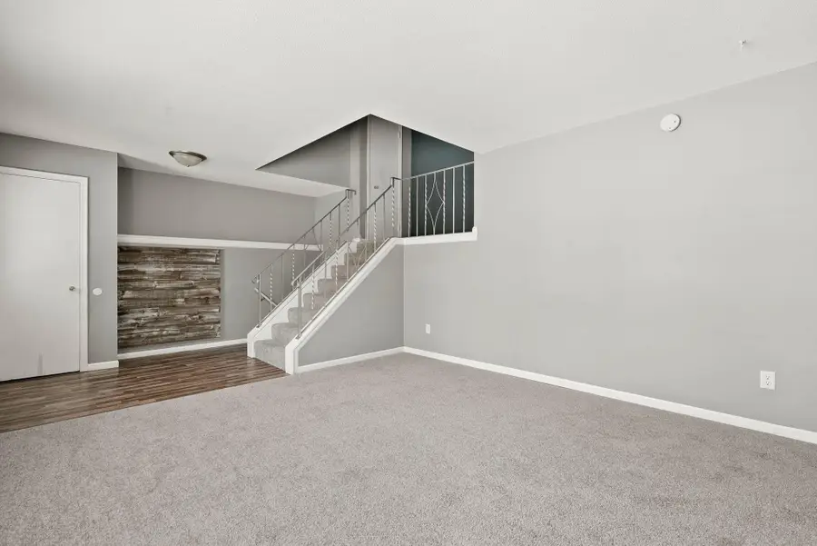 1321 Circle Terrace Boulevard Ne, Minneapolis, MN 55421 - #3