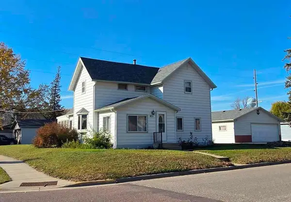 421 S Murphy Street, Lake Crystal, MN 56055