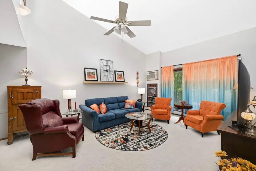 12600 Parkwood Drive #307, Burnsville, MN 55337 - #2