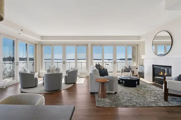 4100 Shoreline Drive #S206, Spring Park, MN 55384