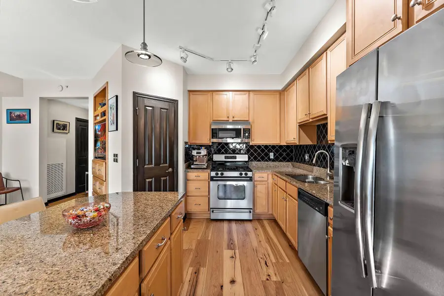 500 E Grant Street #1806, Minneapolis, MN 55404 - #2