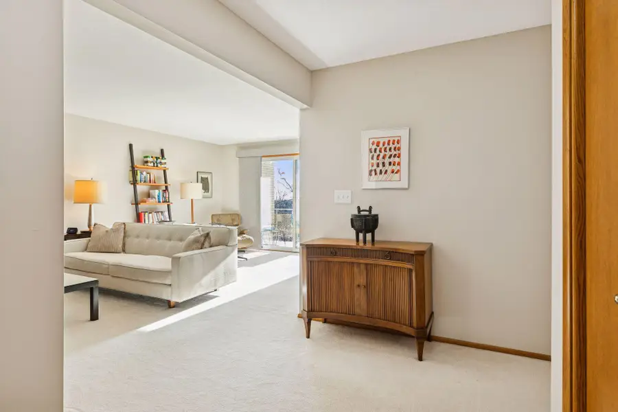 100 Imperial Drive W #404, Saint Paul, MN 55118 - #3