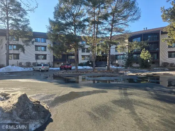 4710 58th Avenue N #106, Minneapolis, MN 55429