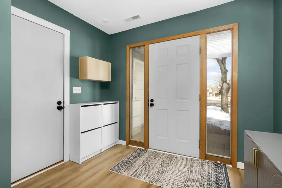 1783 19th Terrace Nw, Saint Paul, MN 55112 - #2