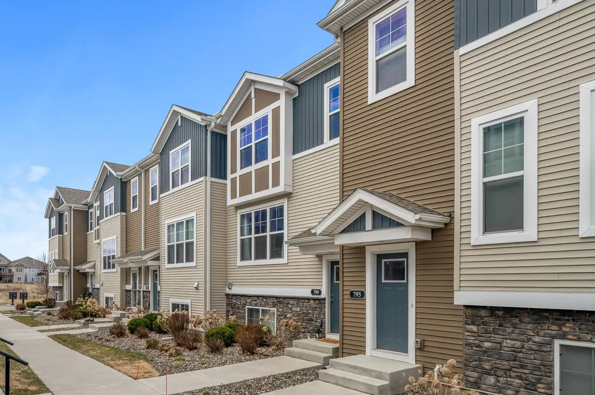 799 Roselyn Drive, Victoria, MN 55386 - #1