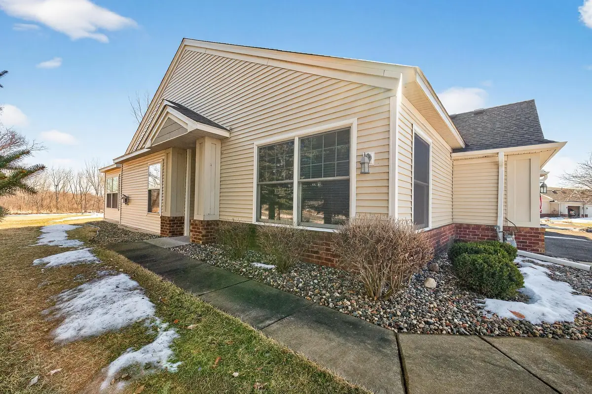 5932 Prairie Ridge Drive, Saint Paul, MN 55126 - #1