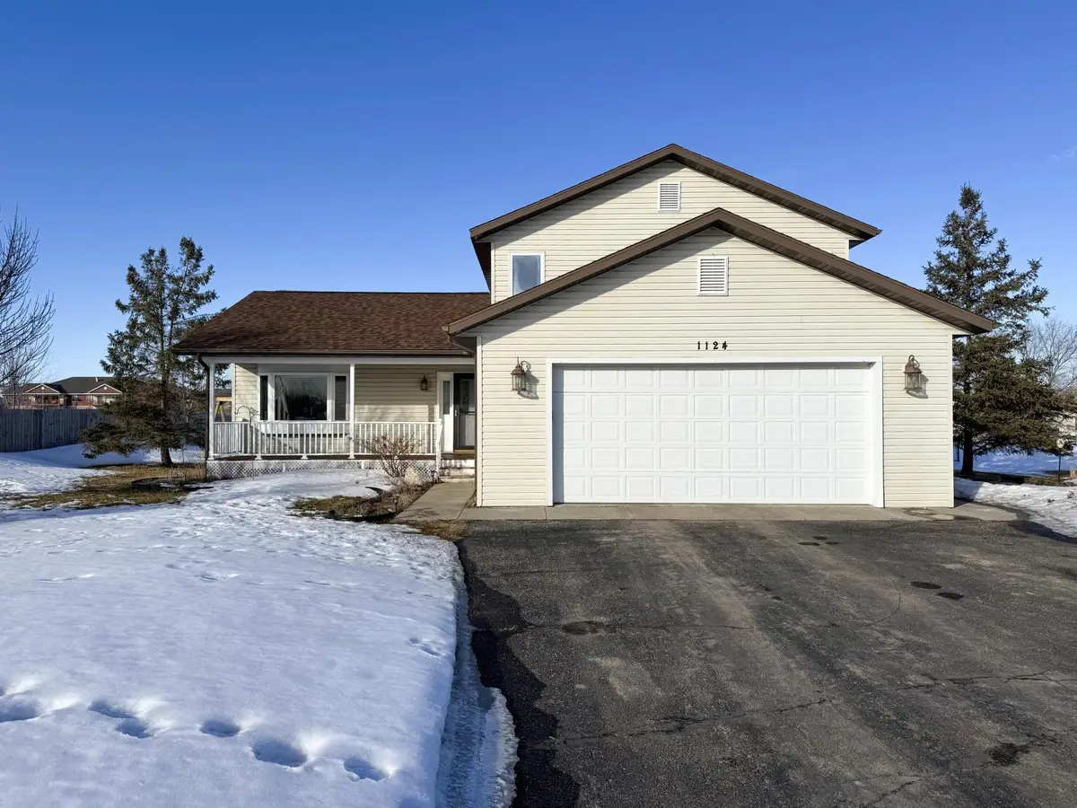 1124 Garnet Boulevard, Detroit Lakes, MN 56501 - #1