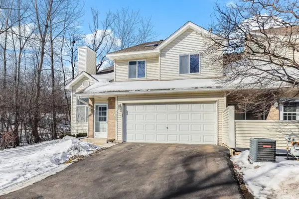 7025 49th Street N, Saint Paul, MN 55128