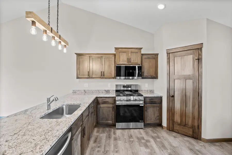 885 Watertown Avenue, Delano, MN 55328 - #3