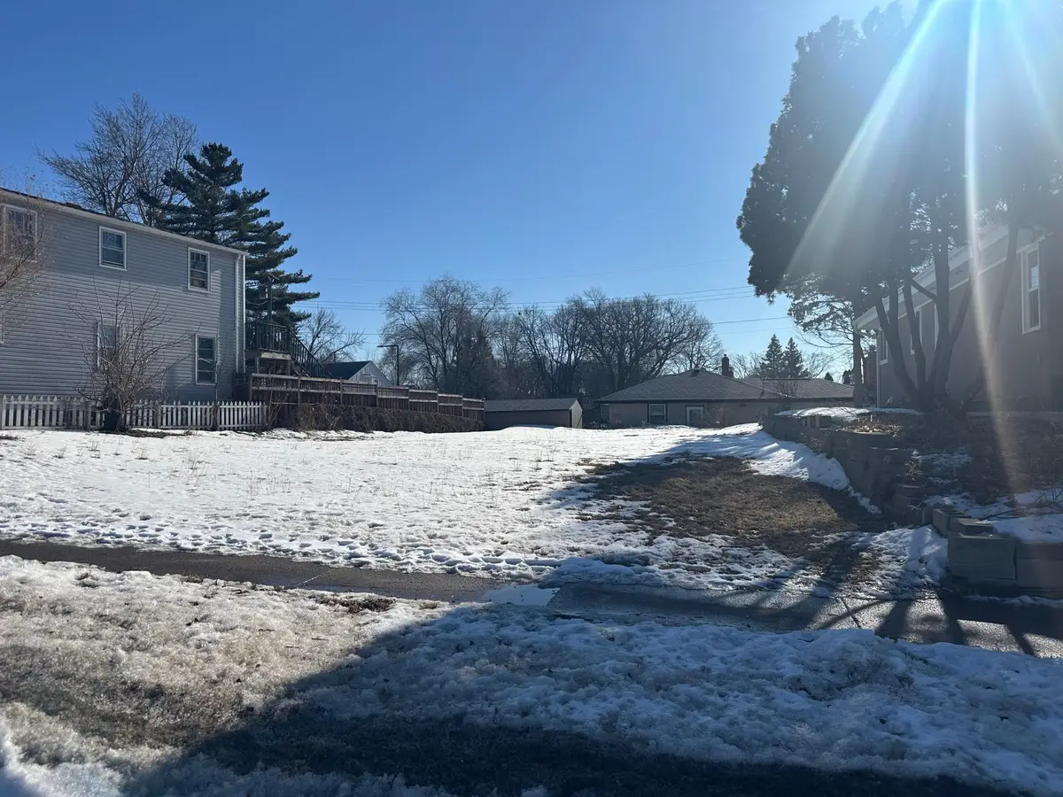 1954 Case Avenue E, Saint Paul, MN 55119 - #1