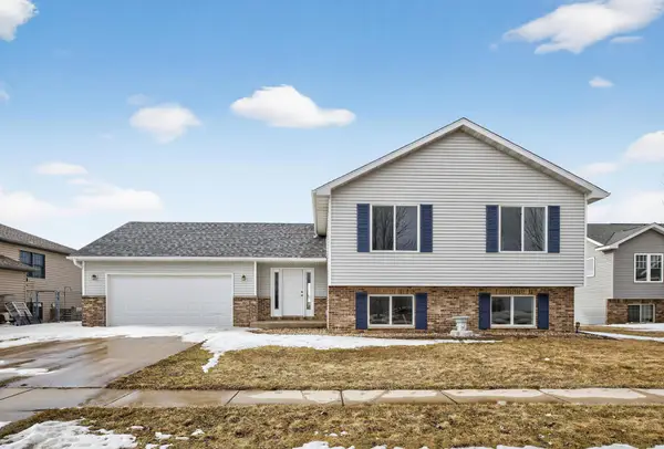 203 10th Avenue Se, Kasson, MN 55944