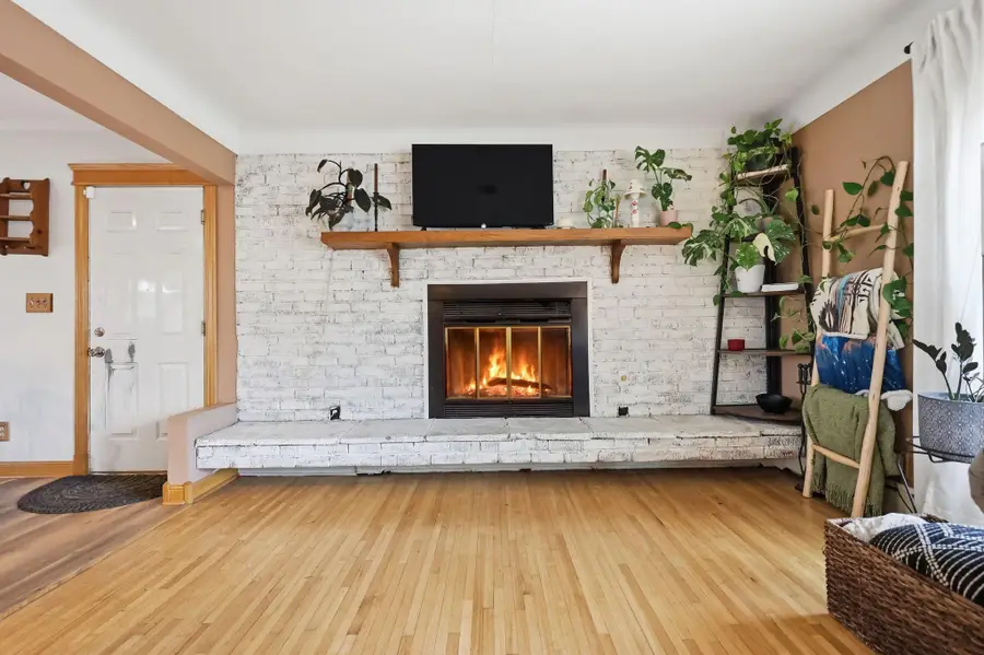 1943 Oak Knoll Drive, Saint Paul, MN 55110 - #3