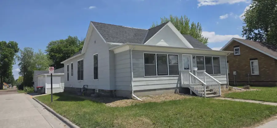 309 S Jefferson Street, Redwood Falls, MN 56283 - #2