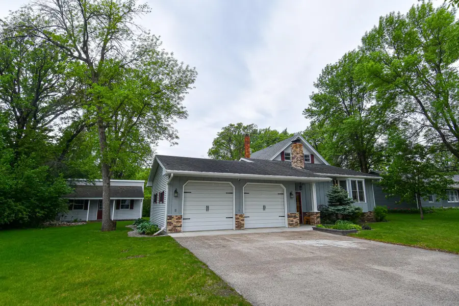 639 N 4th Street, Warren, MN 56762 - #3