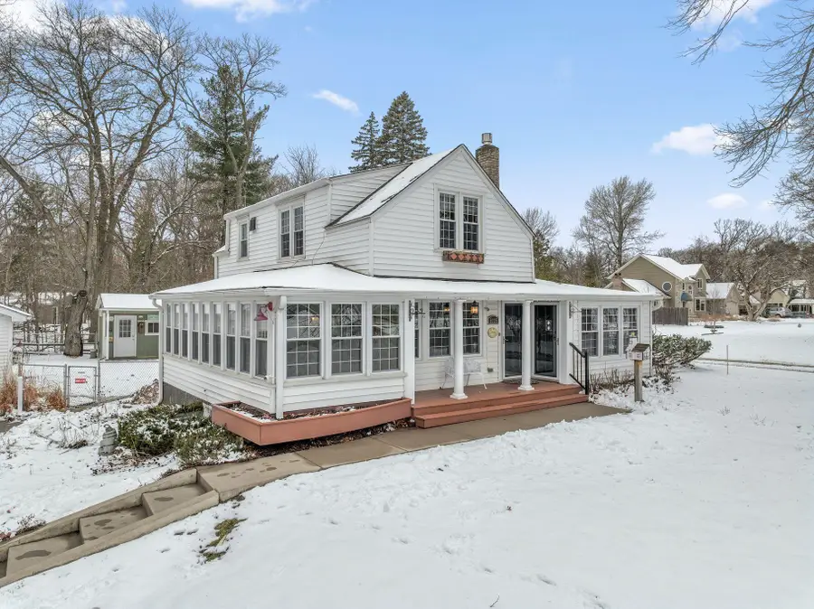 5325 W Bald Eagle Boulevard, Saint Paul, MN 55110 - #2