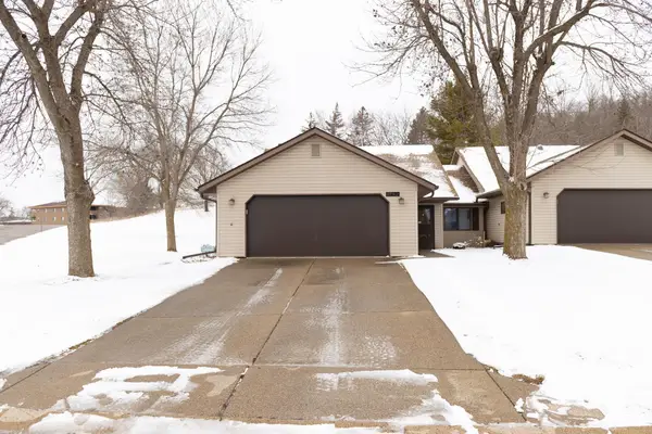 1782 Cobblestone Court, Red Wing, MN 55066