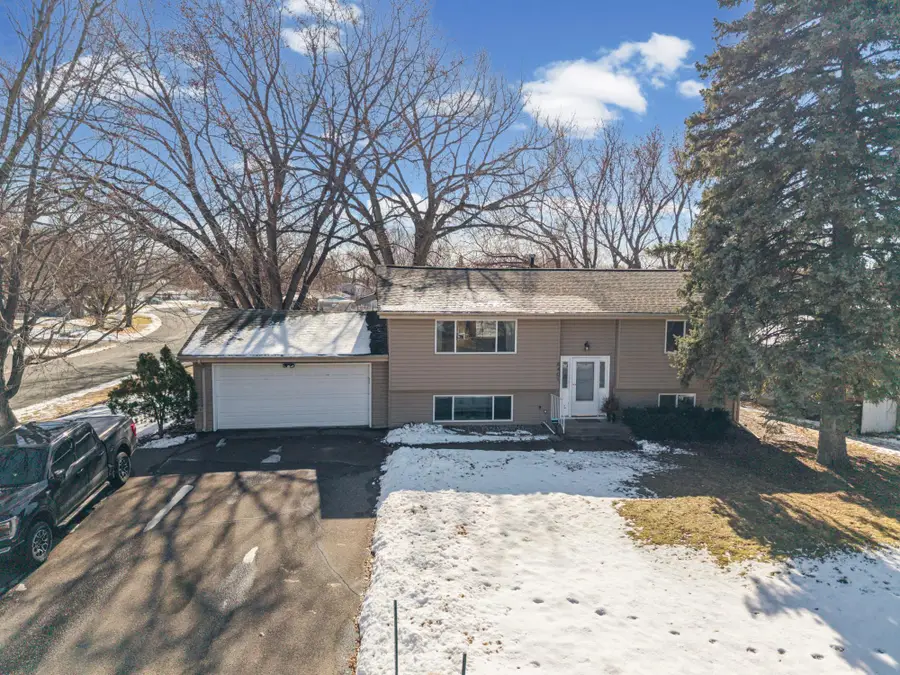 8401 50th Avenue N, Minneapolis, MN 55428 - #2