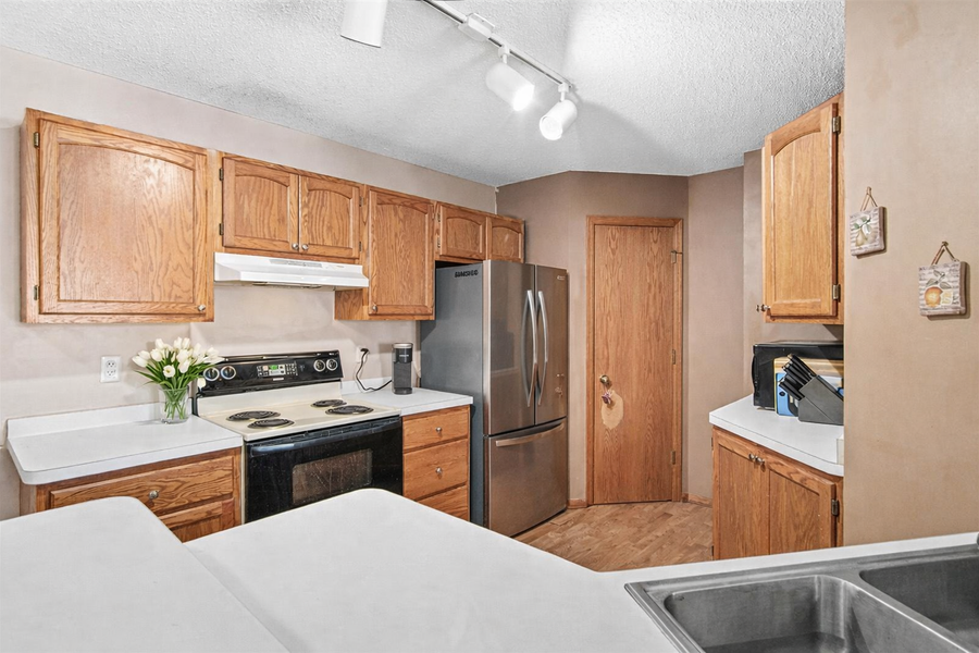 2209 E 117th Street E #109, Burnsville, MN 55337 - #3