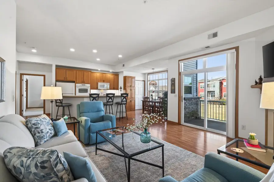 17393 72nd Avenue N #102, Maple Grove, MN 55311 - #2