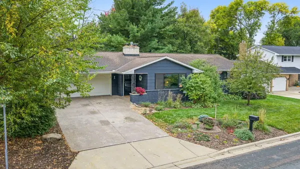 396 Thompson Avenue W, Saint Paul, MN 55118