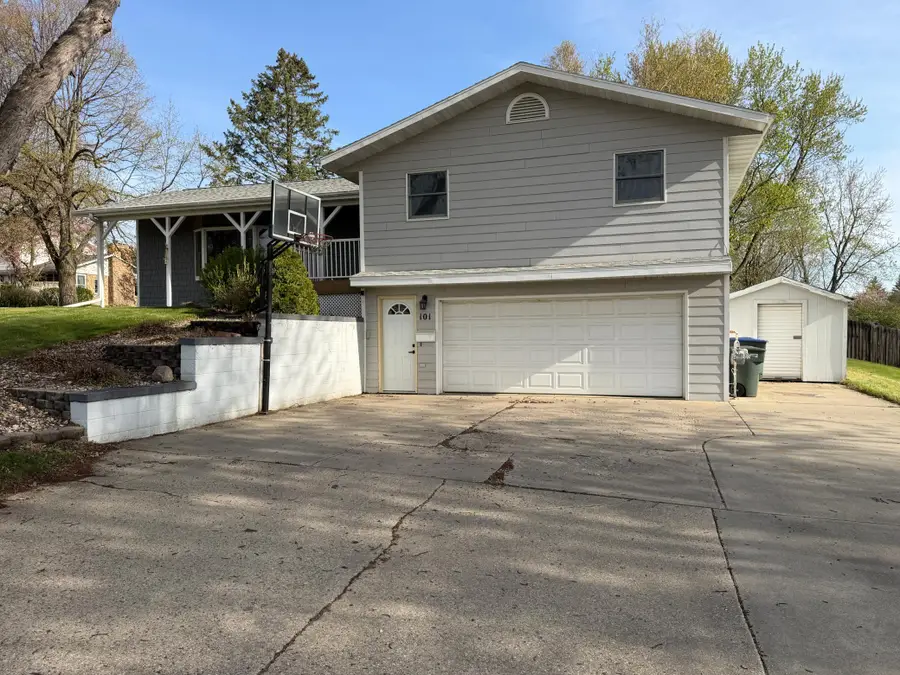 101 E Virginia Street, Luverne, MN 56156 - #2