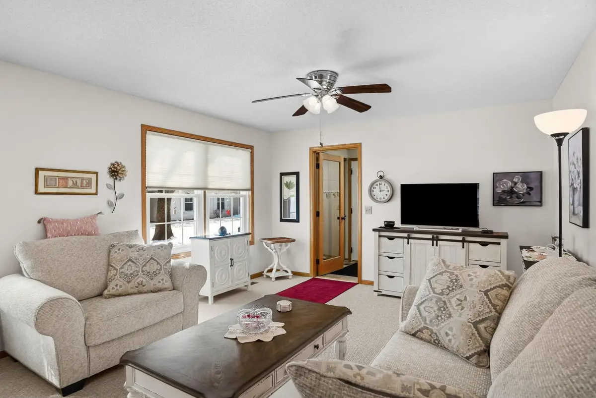 114 Carmel Avenue W #15, Saint Paul, MN 55118 - #1