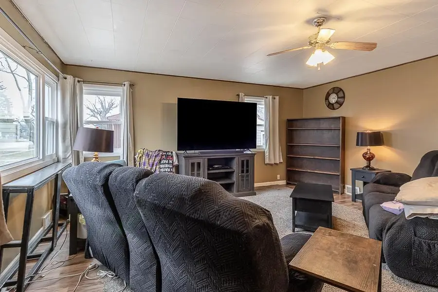 142 3rd Avenue Sw, Winnebago, MN 56098 - #2