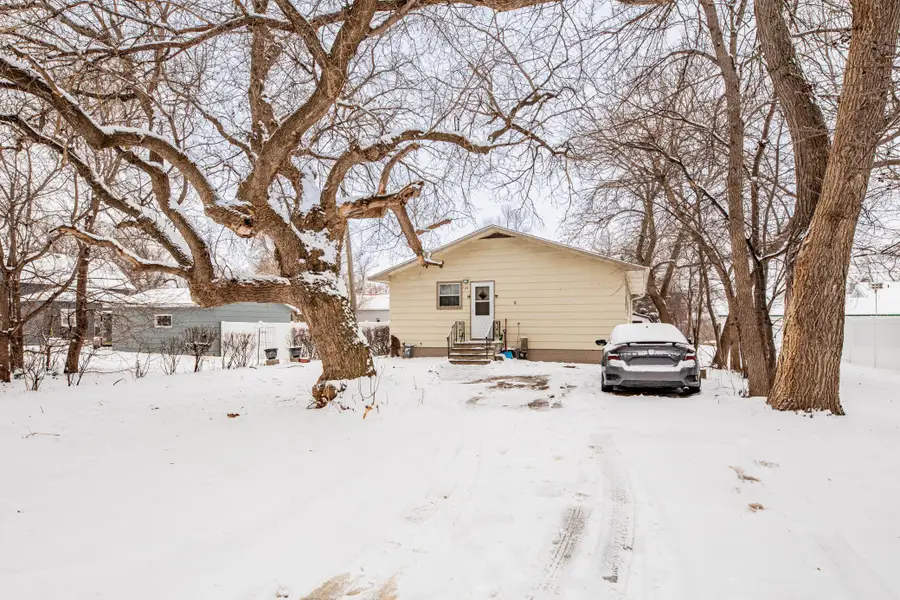 122 12th Avenue N, Casselton, ND 58012 - #2