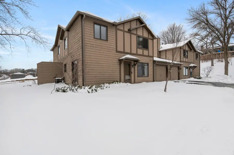 11596 Scotch Pine Court, Eden Prairie, MN 55344 - #3