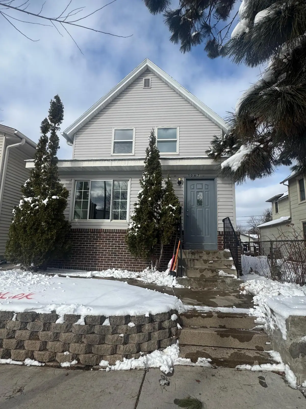 1067 Hatch Avenue, Saint Paul, MN 55103 - #1