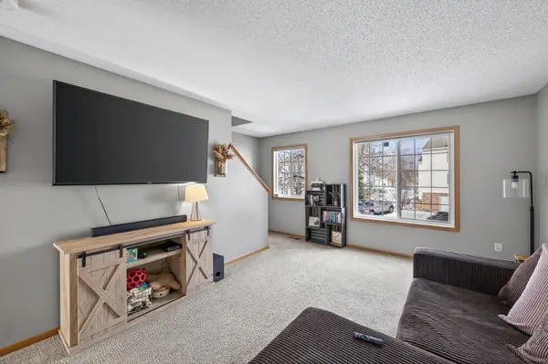 16145 71st Lane Ne, Elk River, MN 55330