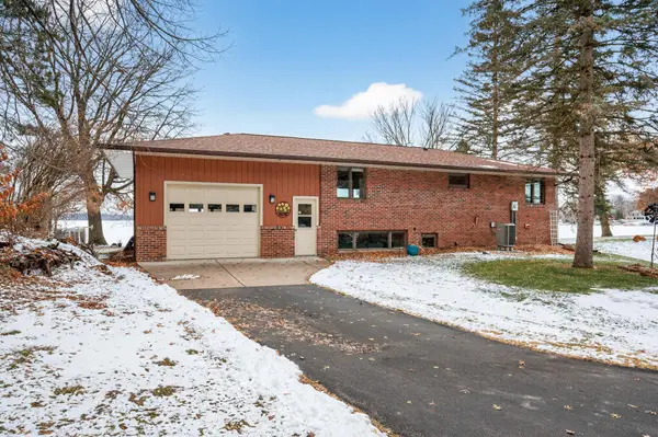 2395 Cardinal Drive, New Richmond, WI 54017