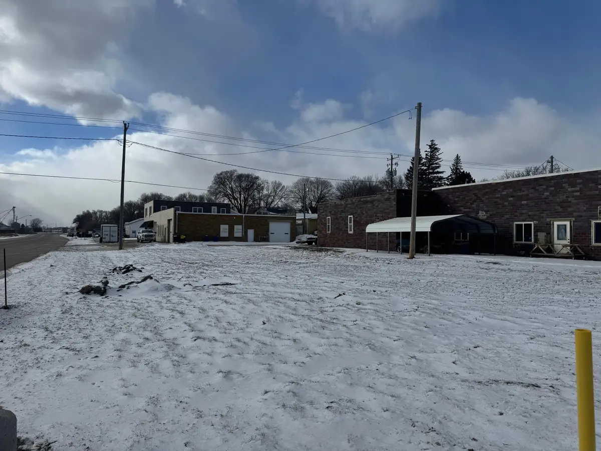 11 N Main Street, Sherburn, MN 56171 - #1
