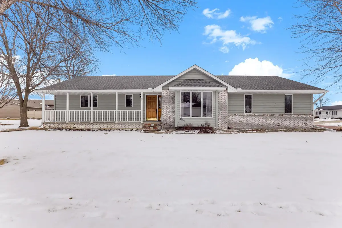 1005 9th Street Se, Waseca, MN 56093 - #1