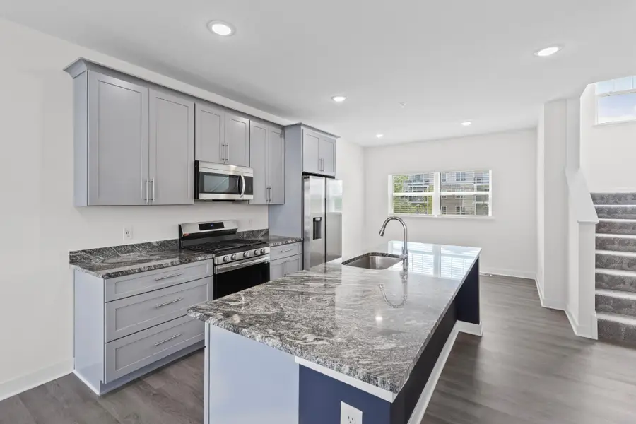 3159 Clover Ridge Drive, Chaska, MN 55318 - #2