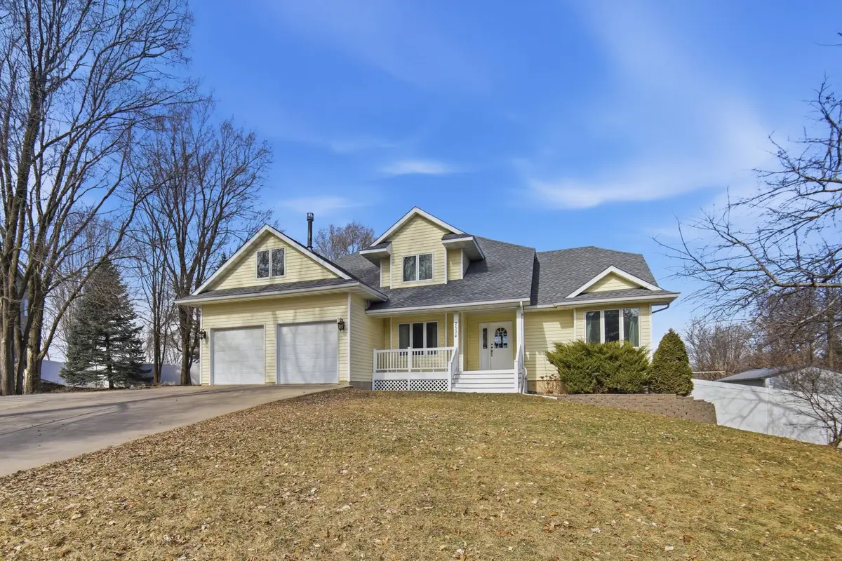 2504 4th Avenue Nw, Austin, MN 55912 - #1