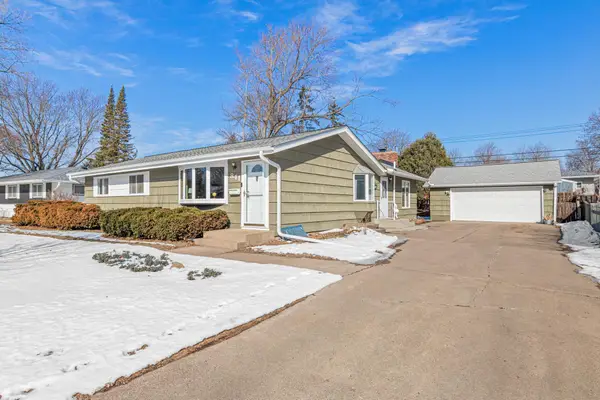 841 Pandora Drive Ne, Minneapolis, MN 55432